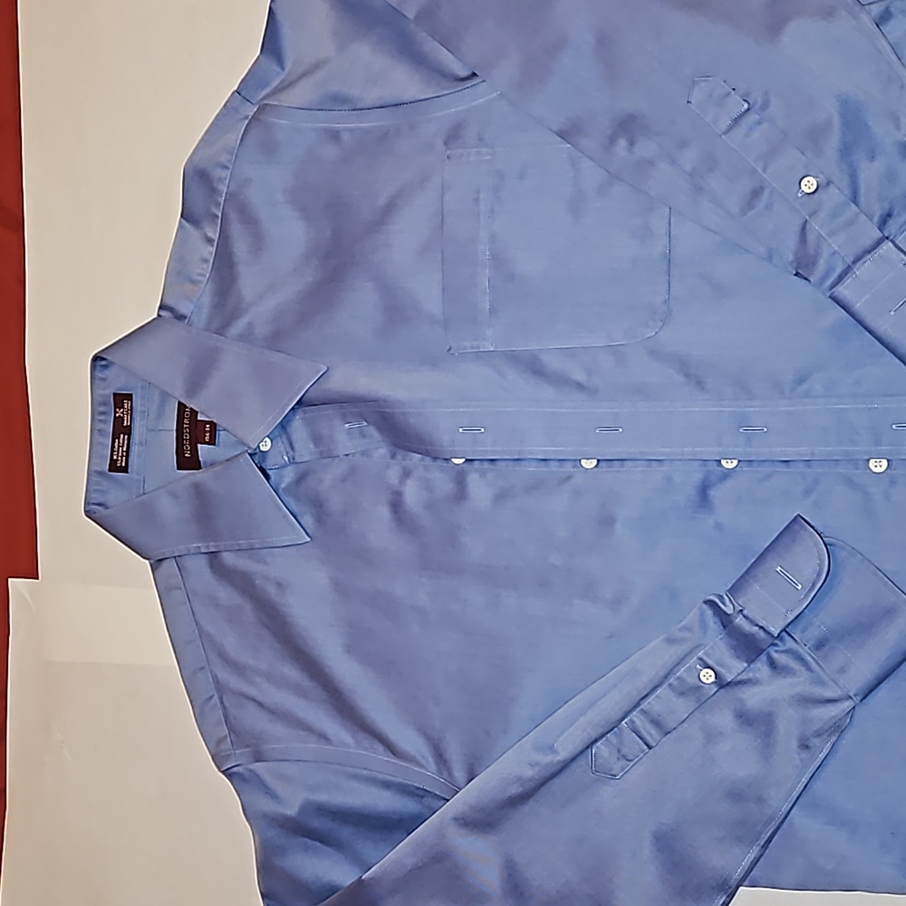 Nordstrom Blue Button Up Easy Care Dress Shirt 15.5 / 34